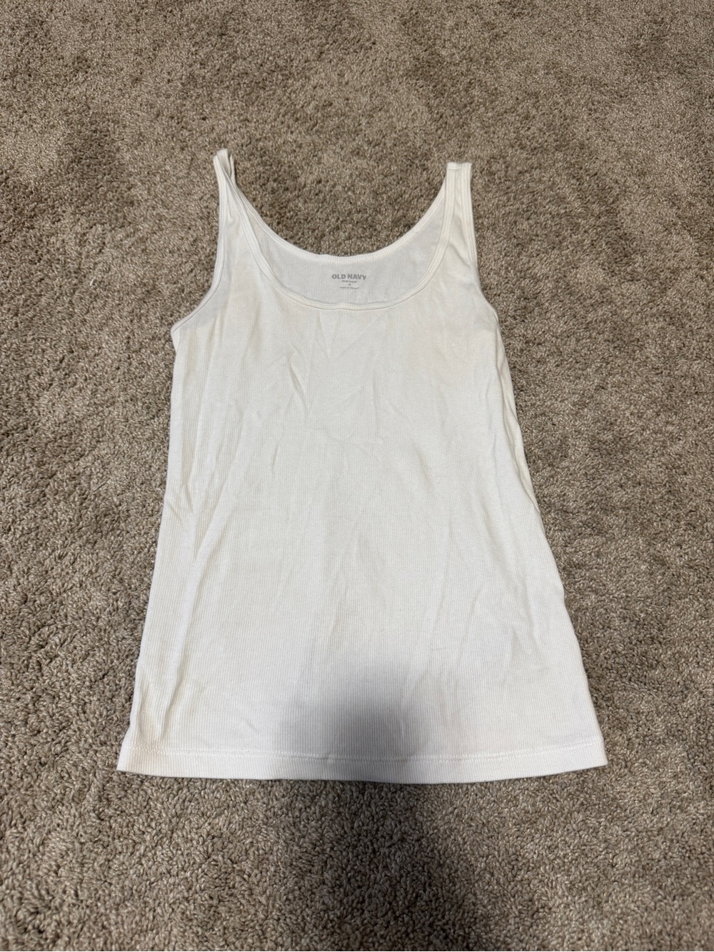 Medium Old Navy Women’s White Ribbed Tank Top